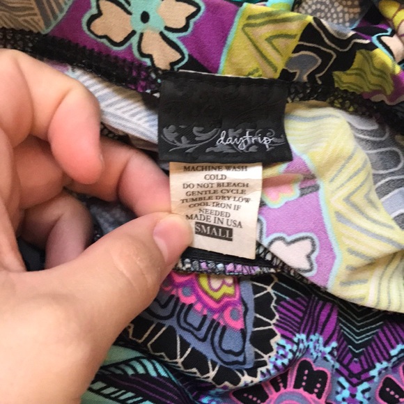 Dress - Picture 3 of 3